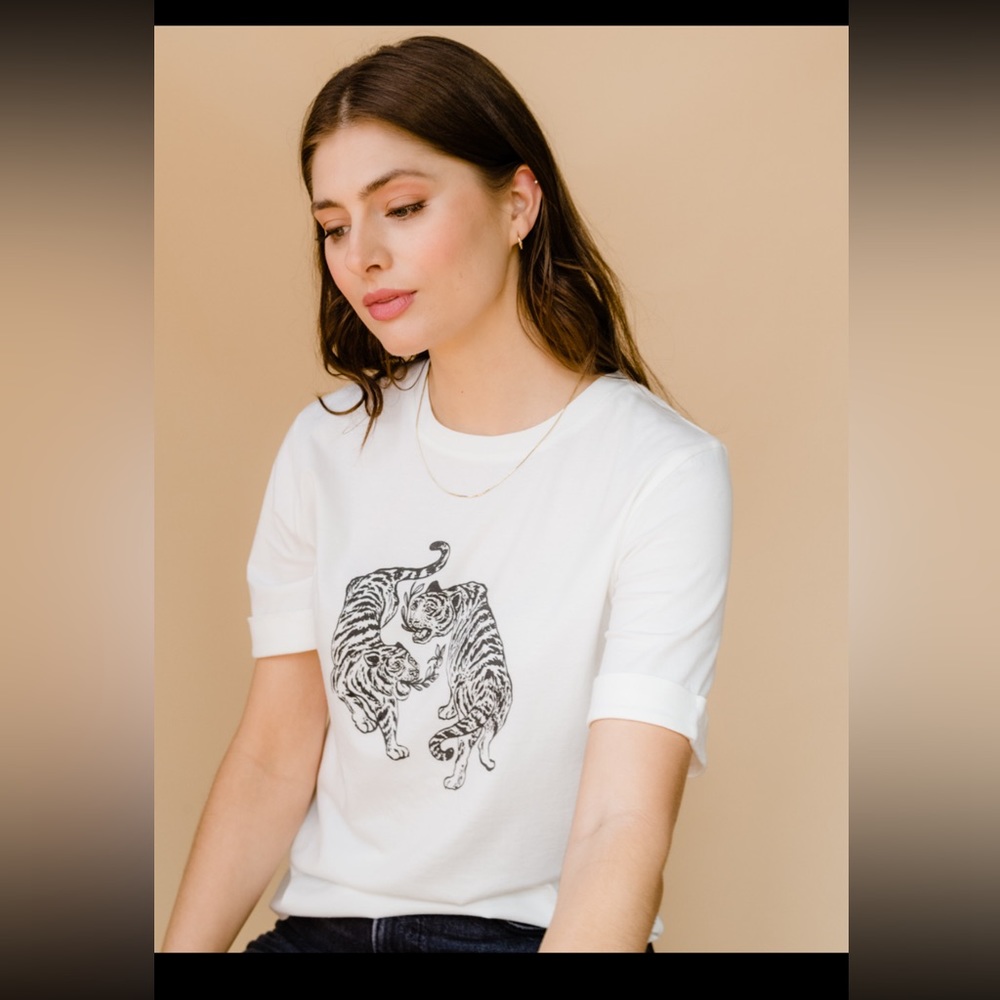 Able Gloria Graphic Tee